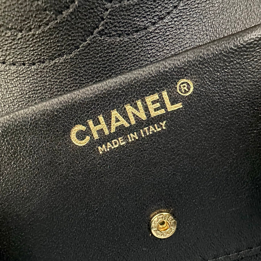 Chanel Mini Classic Handbag 20 cm