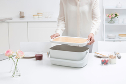 Хлебница Brabantia Nic светло-серая 128288