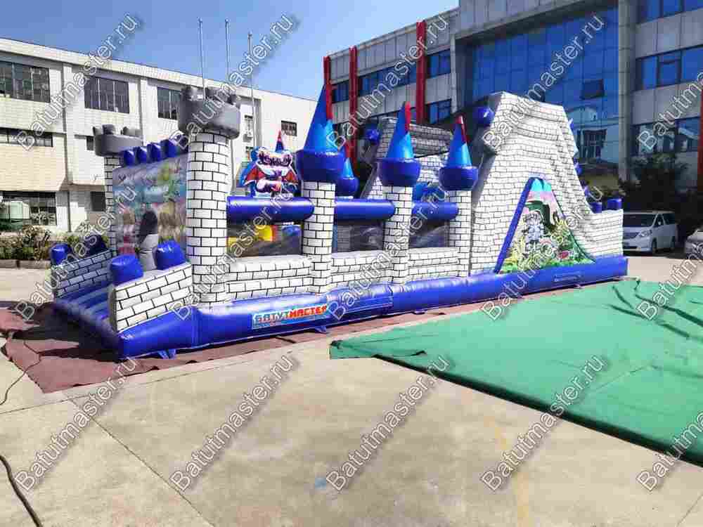 Надувная полоса препятствий "Дворцовое средневековье" размер 12х4х3,8