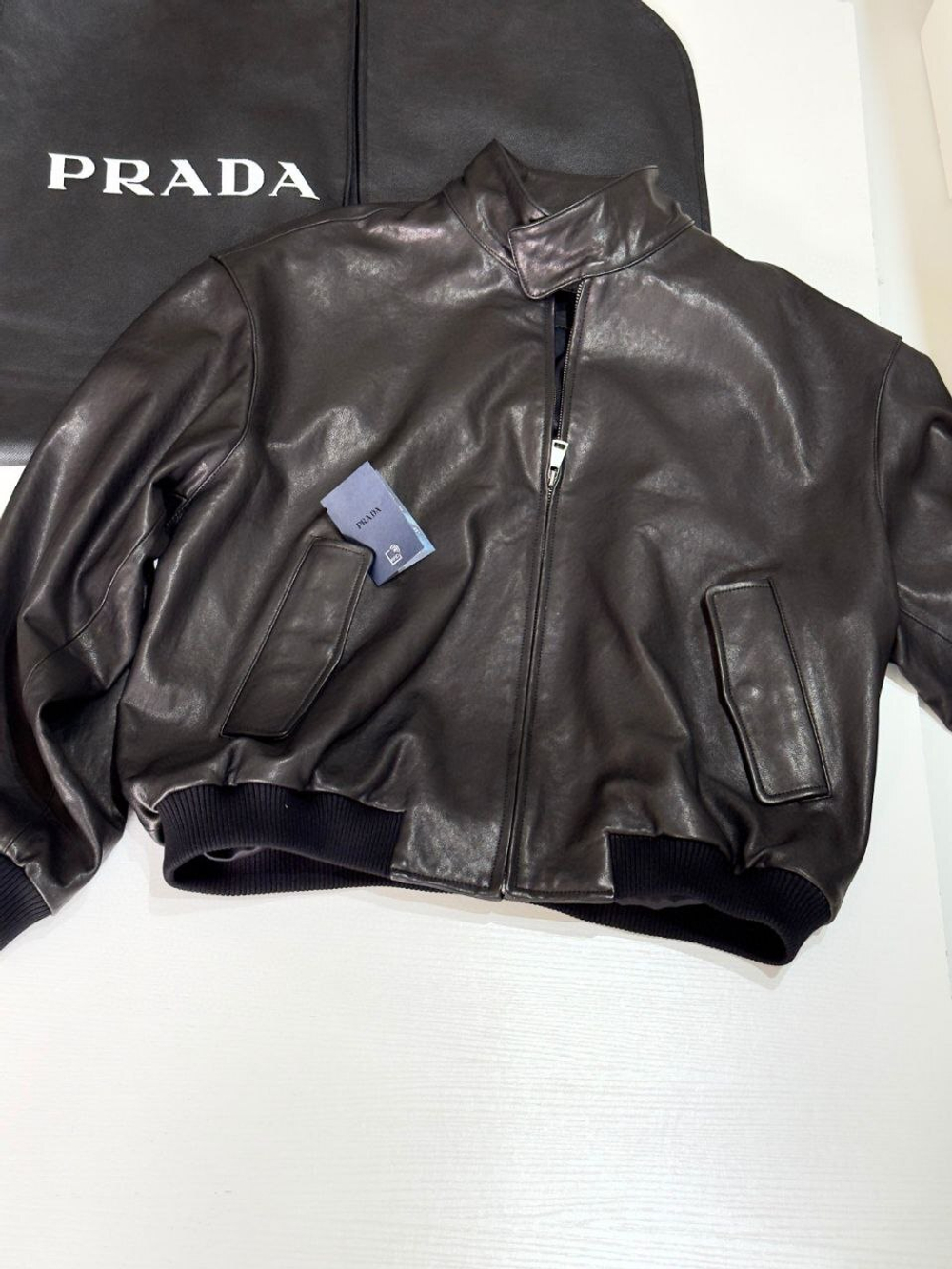 Кожаная куртка Prada