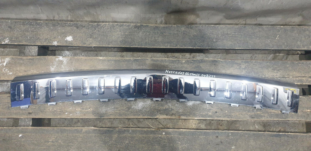 Накладка заднего бампера Mercedes GL (X166) 12-16 Б/У Оригинал A1668840190