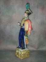 Статуэтка. Фарфор. Солдат. Гусар. Capodimonte. Италия