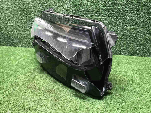 Битая Фара правая Geely Tugella (2019-2024) LED