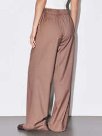 Брюки с поясом на резинке "Коричневые" женские