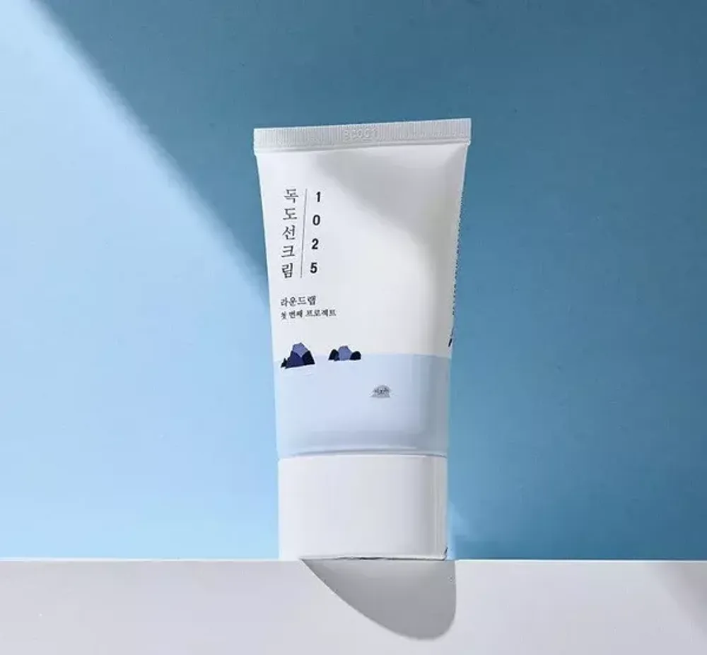 Round Lab Dokdo Sunscreen Cream 50ml (Увлажняющий солнцезащитный крем)