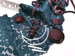 Набор для пошива бюстгальтера Элис и трусиков, сосна и слива