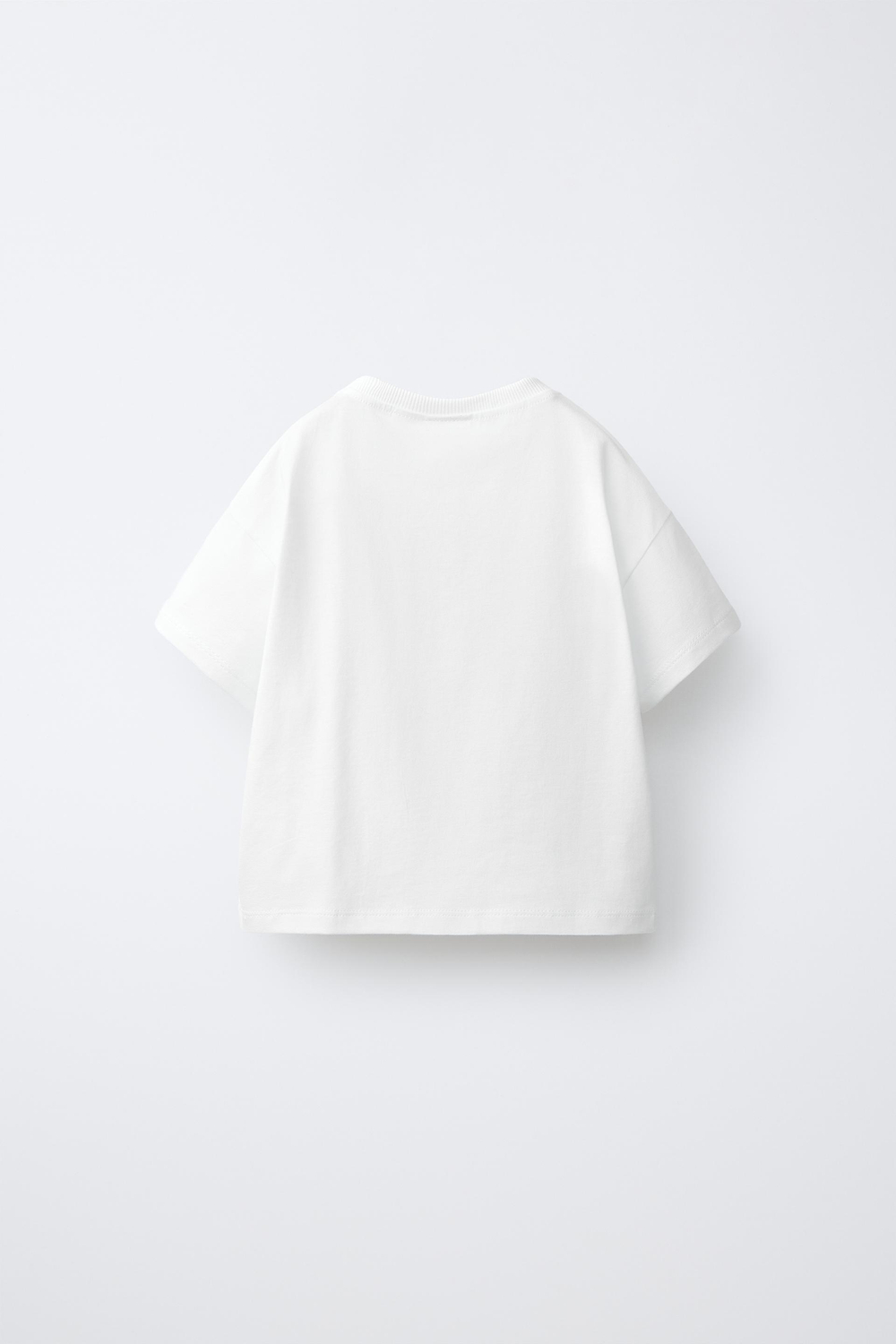 ZARA ФУТБОЛКА С ТРОПИЧЕСКИМ ПРИНТОМ, БЕЛЫЙ