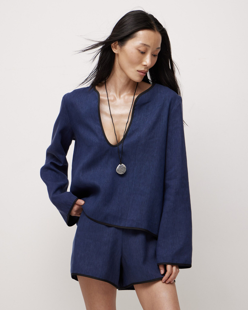 Dunes Suit in Navy Blue