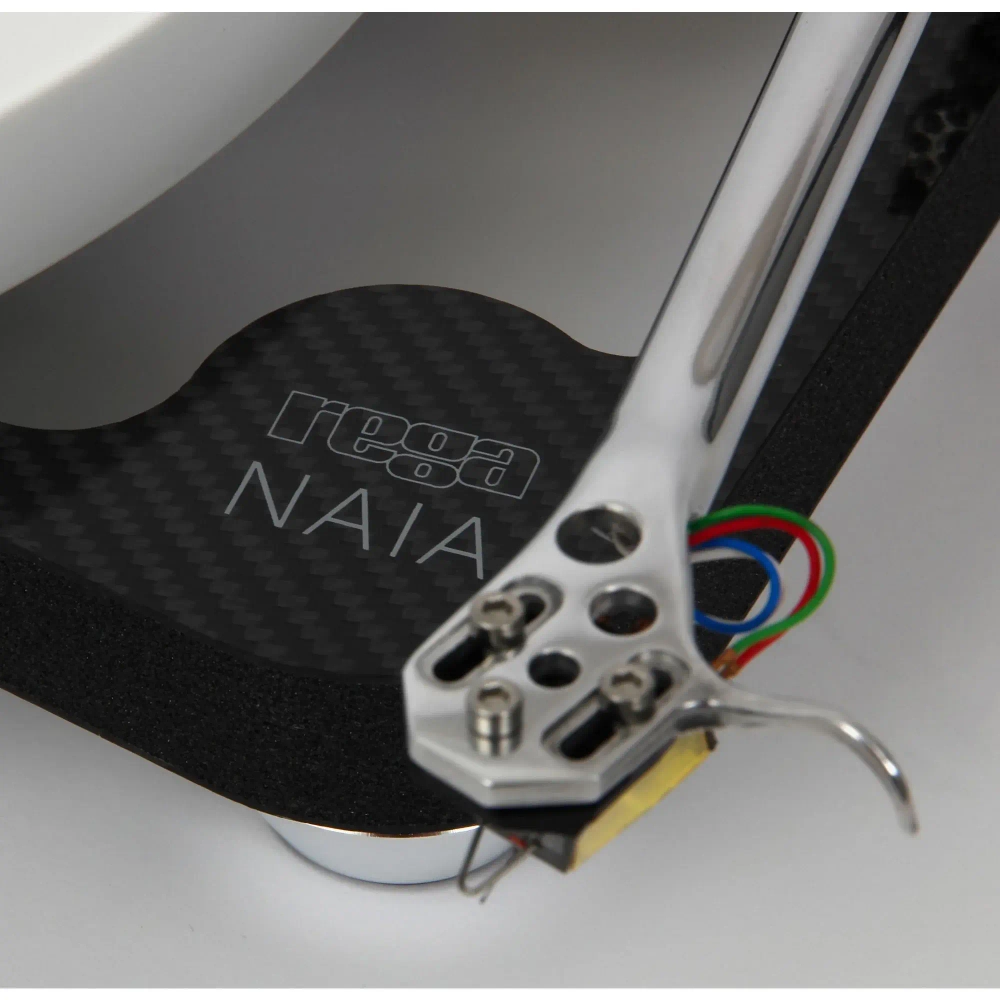 REGA NAIA BLACK ПРОИГРЫВАТЕЛЬ ВИНИЛОВЫХ ПЛАСТИНОК
