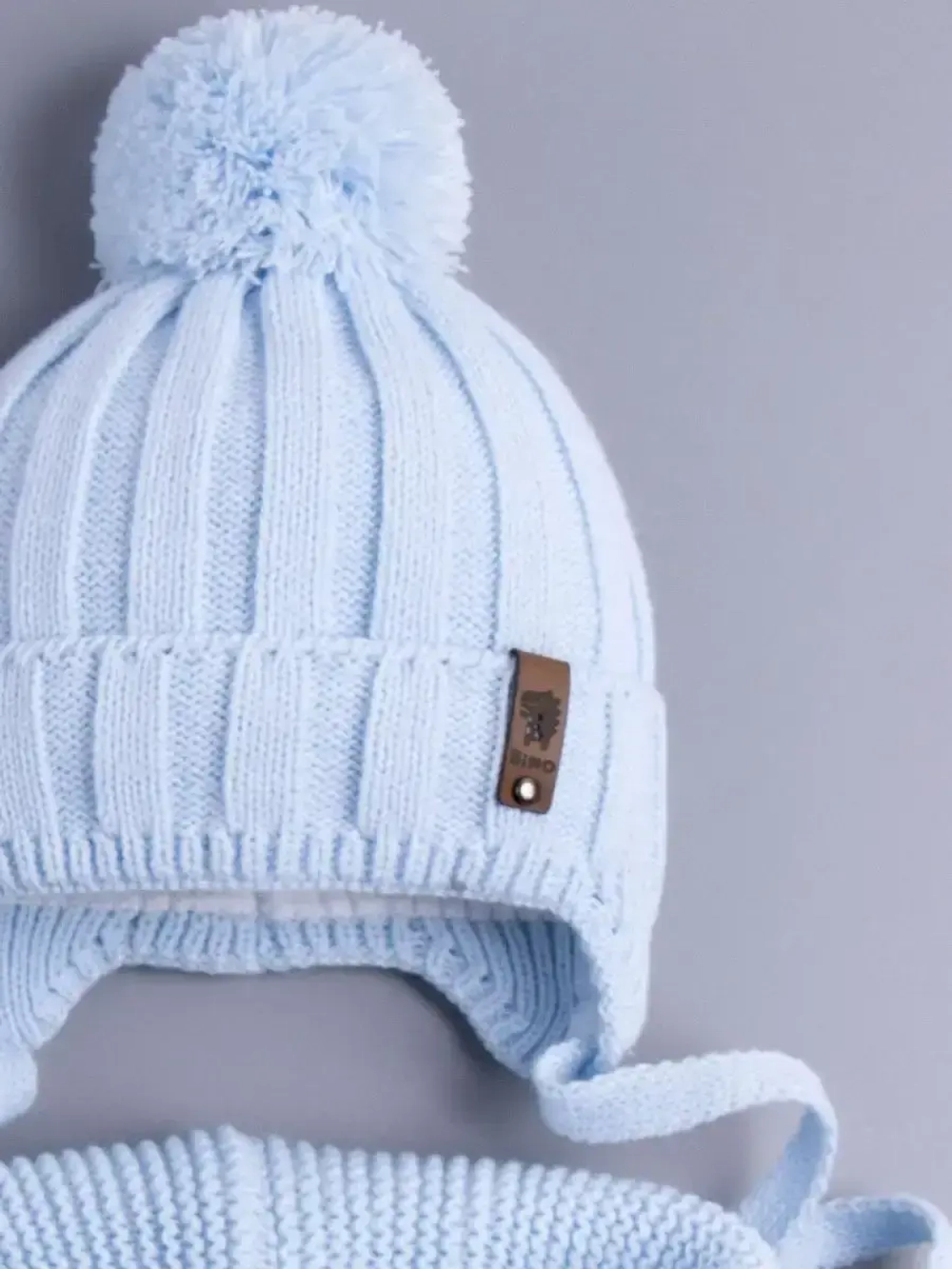 Шапка для мальчика со снудом осенняя