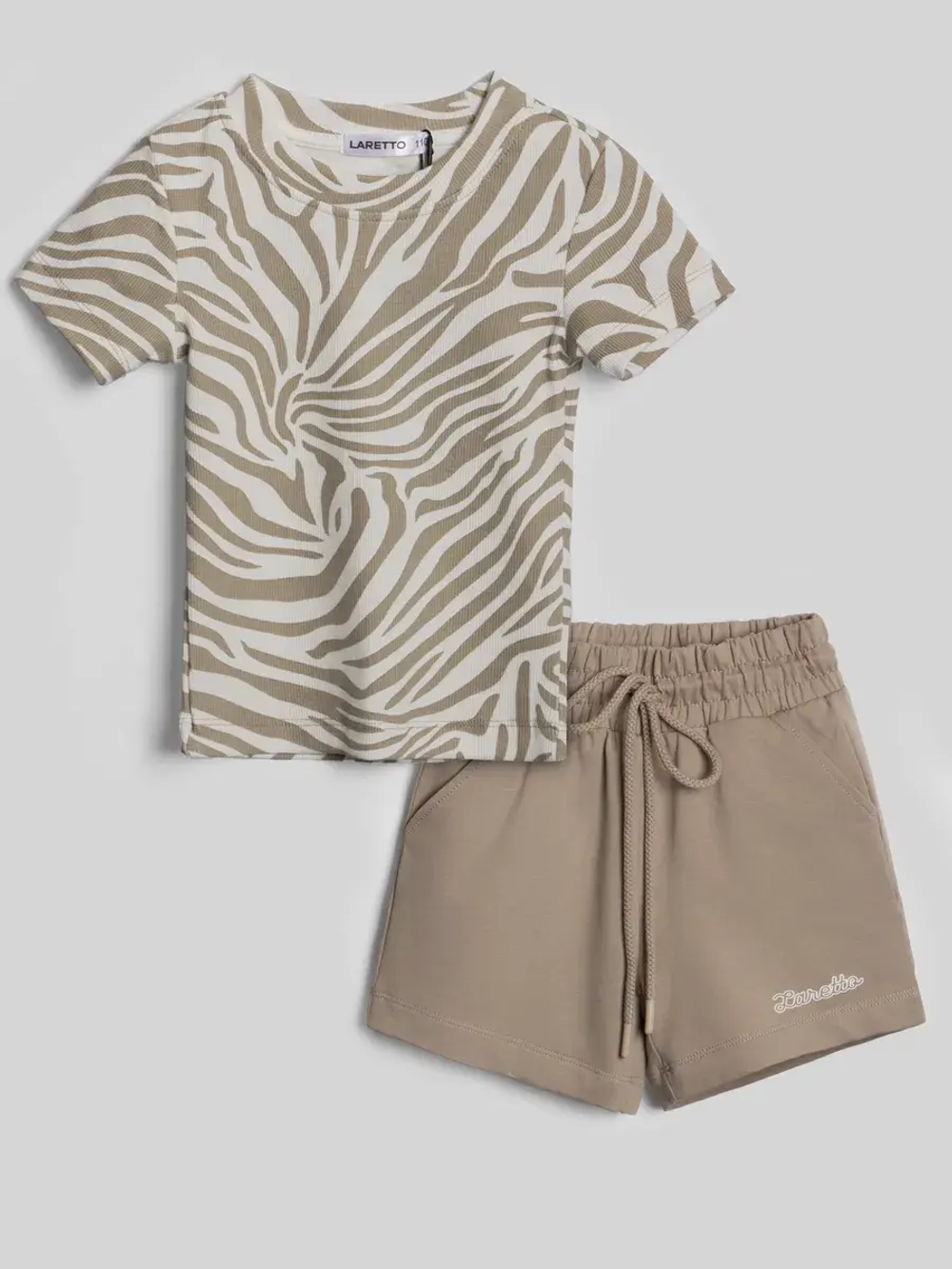 Костюм для девочки на лето