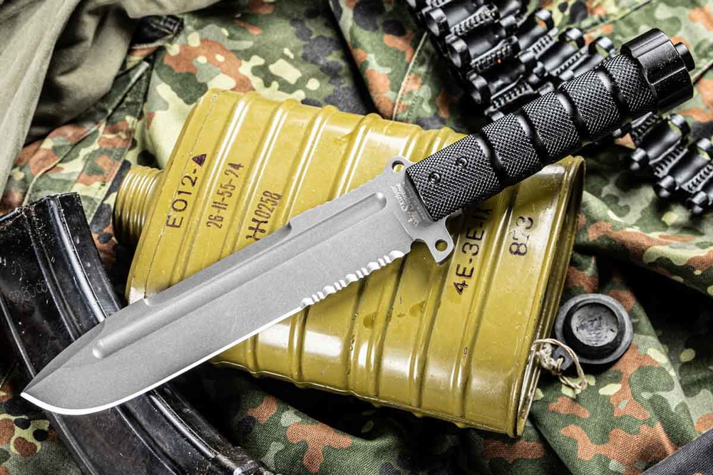 Нож выживания Survivalist Z D2 TacWash Serrated