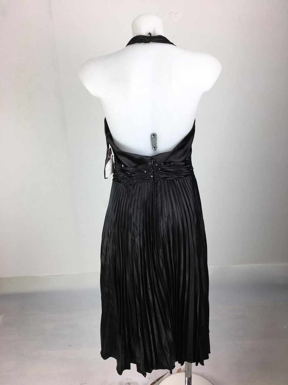 Платье черное 40 размер, новое