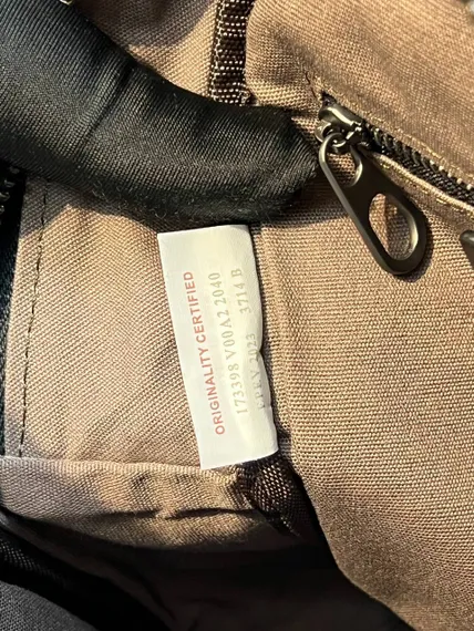 Сумка-слинг Bottega Veneta черная