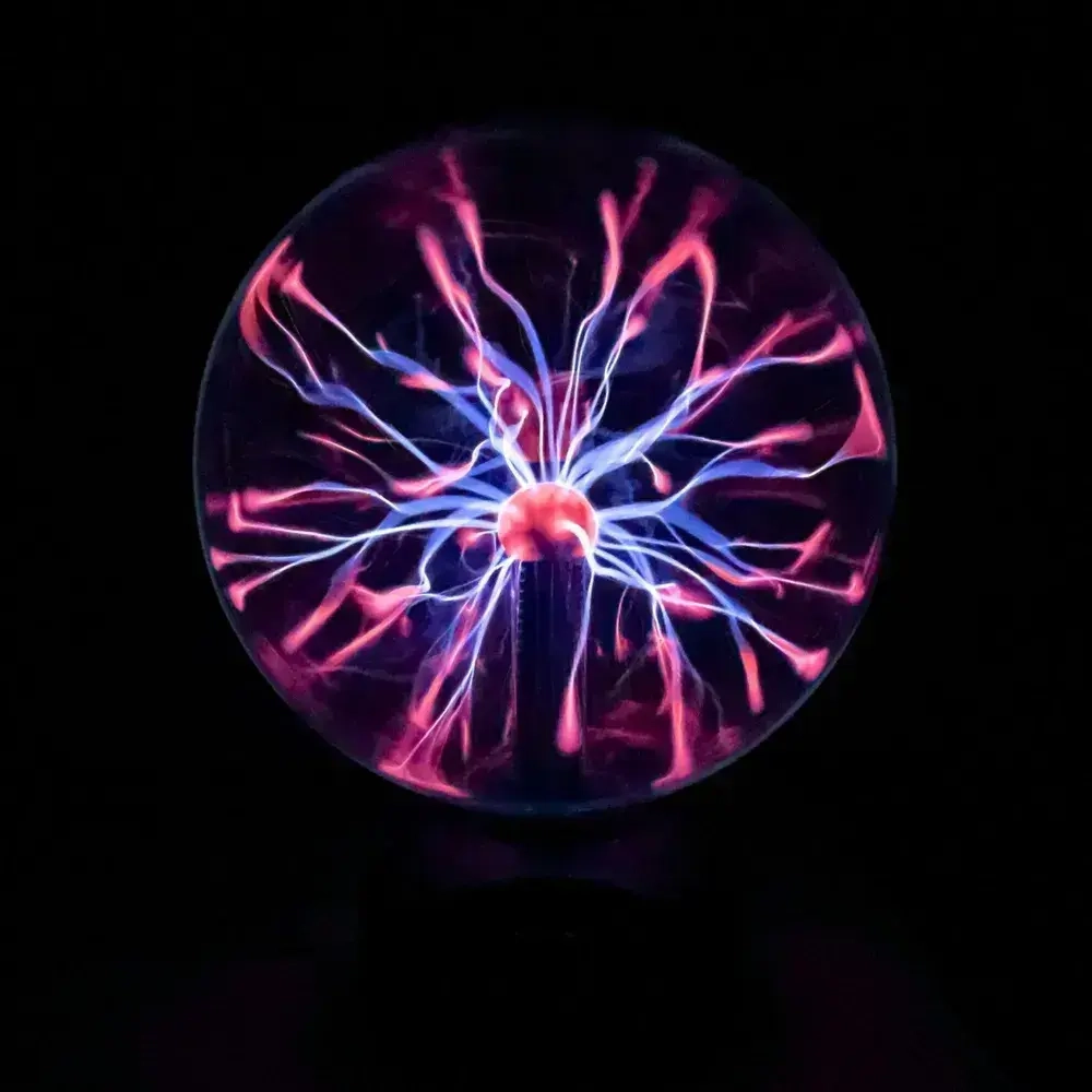 Плазменная лампа , магический шар 8см