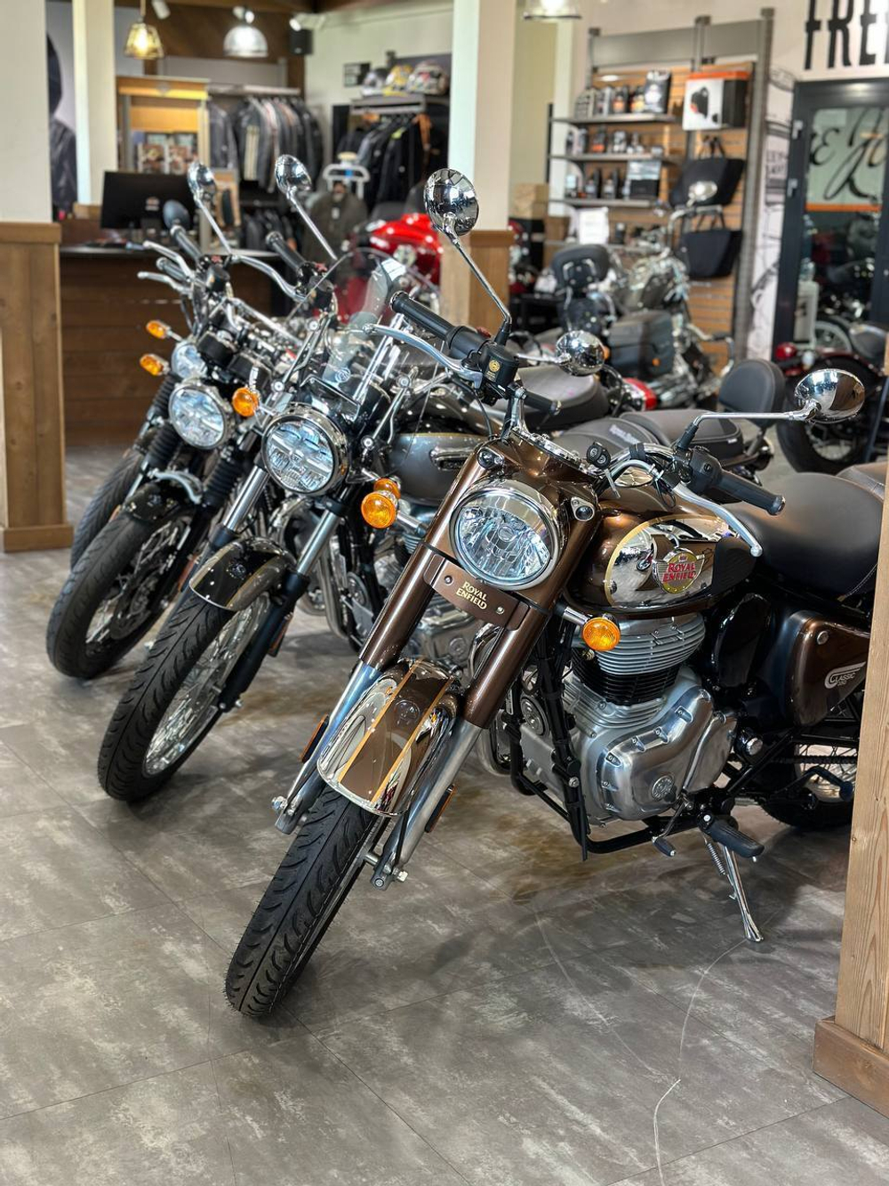 Royal Enfield Classic 350 Chrome Bronze