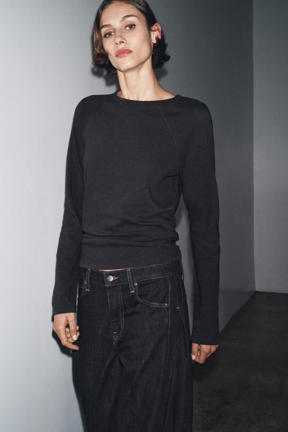 ZARA ХЛОПКОВАЯ ФУТБОЛКА РЕГЛАН, АНТРАЦИТОВО-СЕРЫЙ