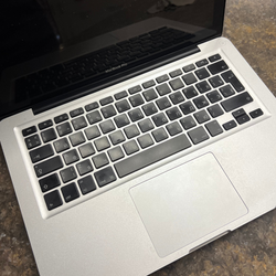 Ноутбук MacBook Pro A1278, 13 дюймов, 2011 год, 2-х ядерный 2.3 Ghz Intel Core i5, 8 Gb, Intel HD Graphics 3000 512 Mb, HDD 320 Gb (хорошее состояние, полностью обслужен, зарядное устройство, Mac OS Ventura)