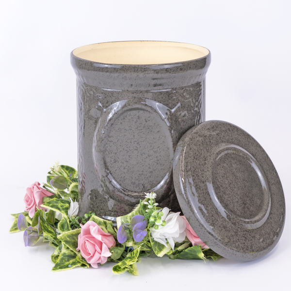 Урна для праха «Камея» серая