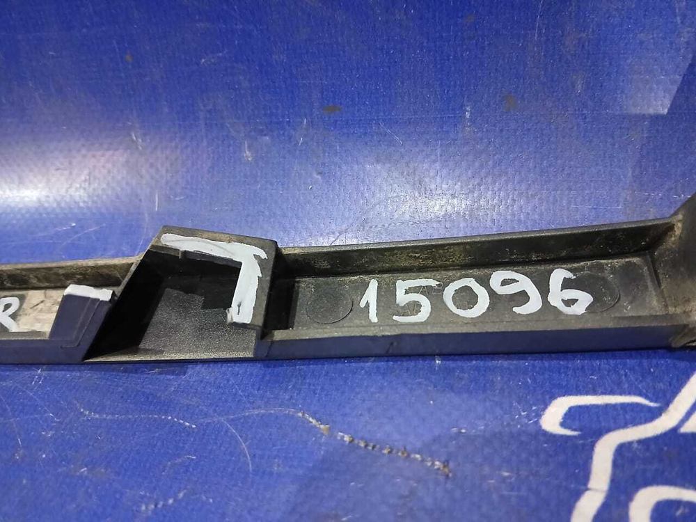 Планка под фару правая NISSAN TERRANO 1999-2002