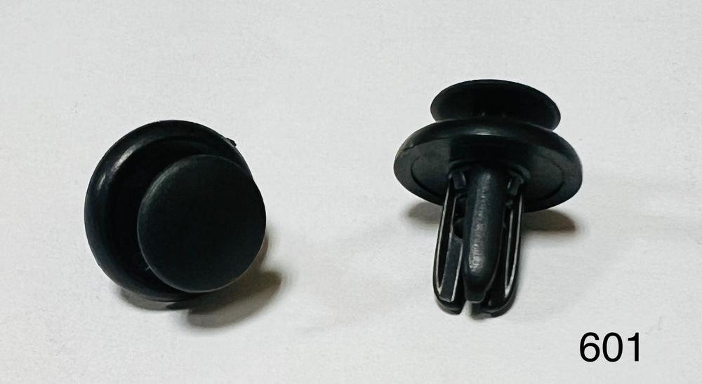 Клипса иномарка  d- 6 (защелка) папа+мама (20шт/уп)Код- 601