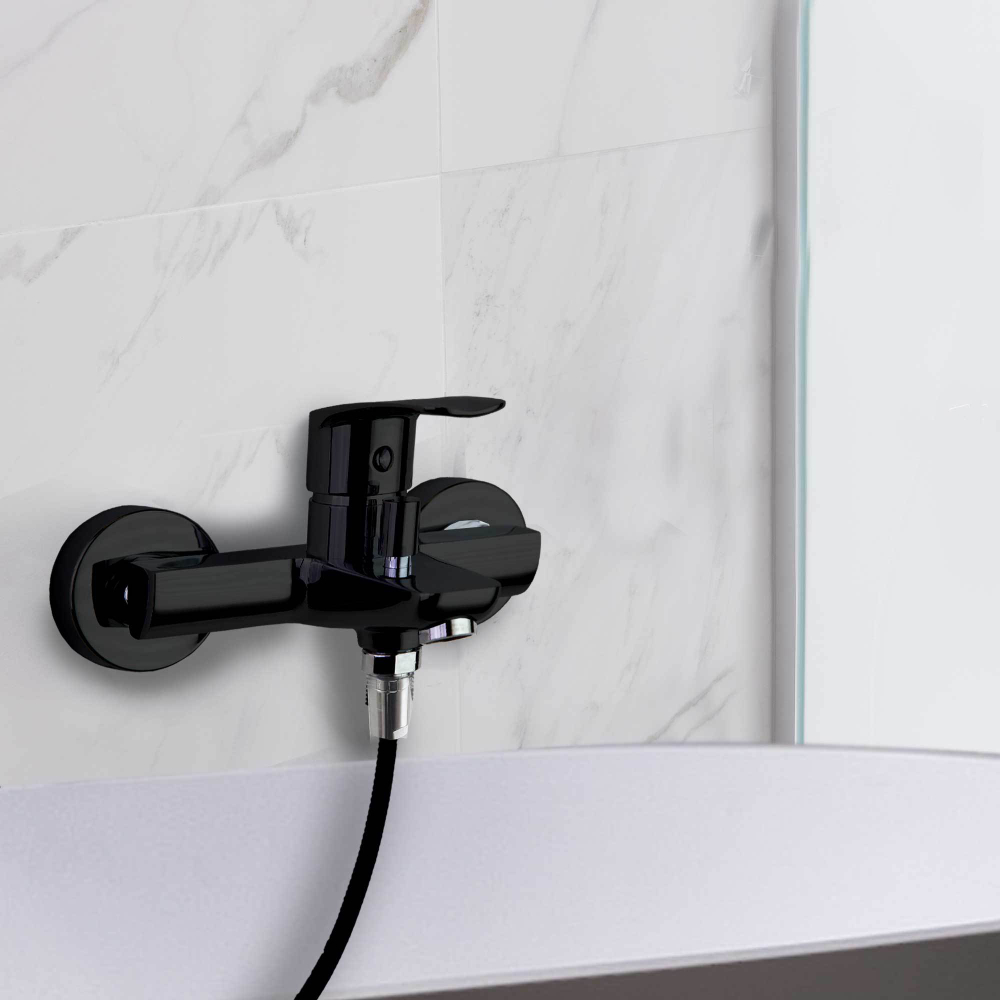 Смеситель для ванны NEW FLY 570502SNM чёрный