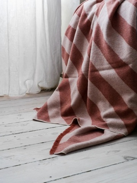 Плед 130х190 Elvang Fishbone Rusty Red