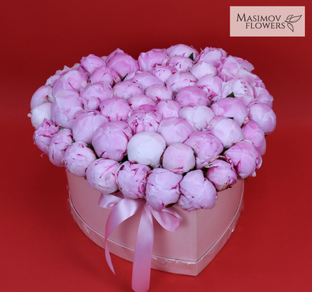 Композиция "Чаруйте дальше"