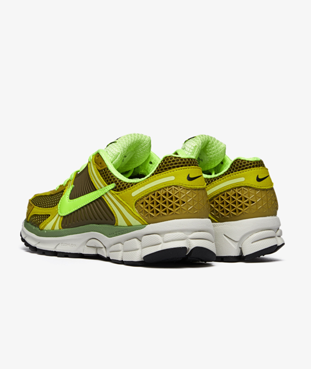 Nike | Women's Zoom Vomero 5 "Volt and Moss"