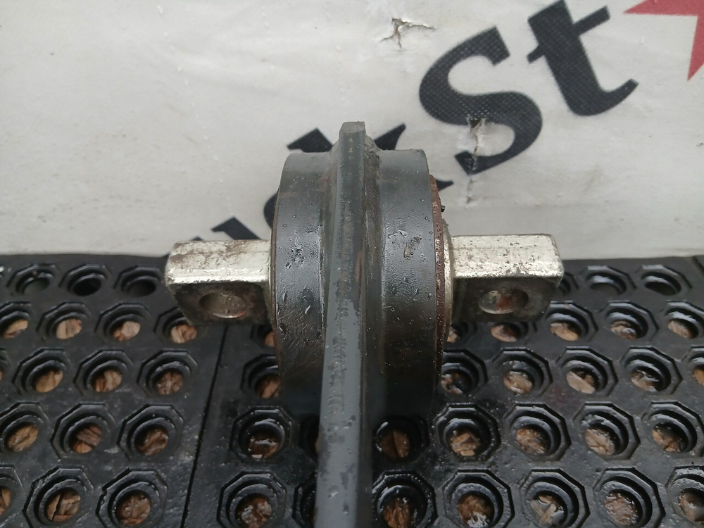 Стабилизатор задний 2019г