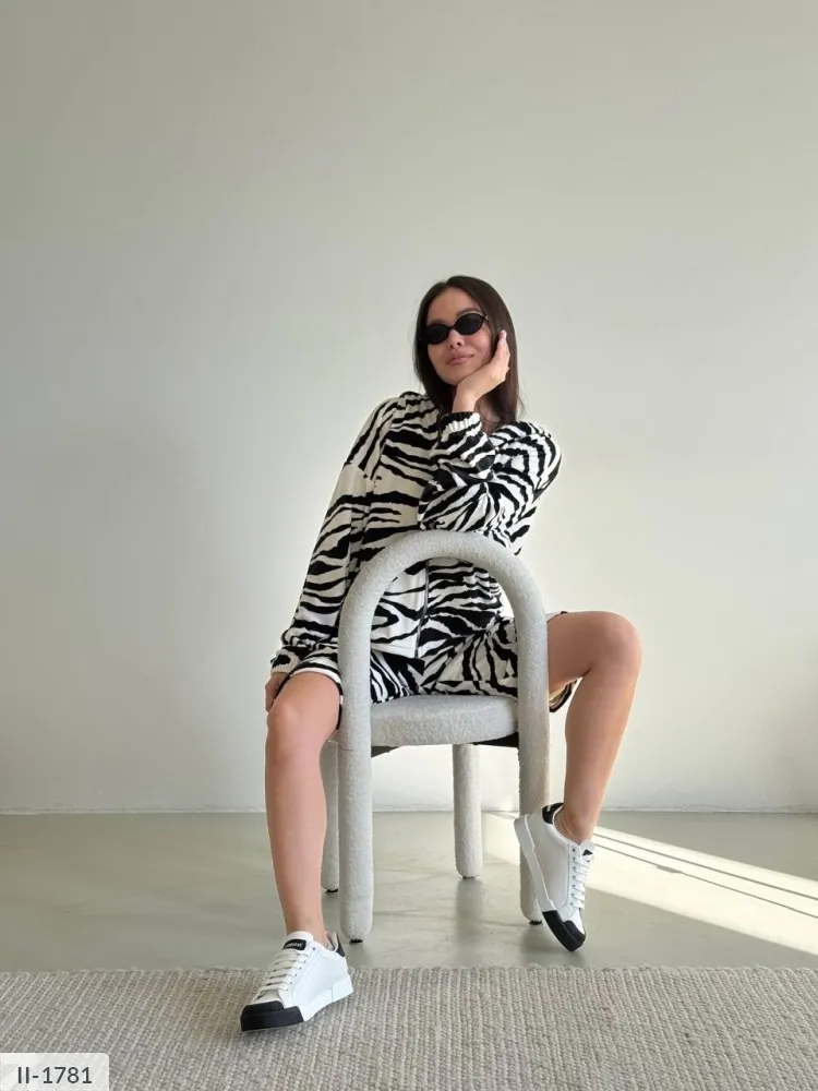 Костюм II-1750 Фабрика Моды