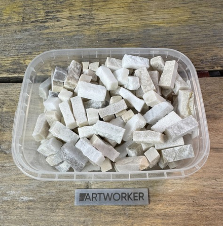 Колотый натуральный камень NS376, 350гр