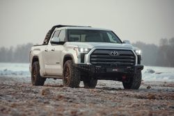 Бампер силовой передний BMS PRO-Line для Тойота Тундра 2022-2026