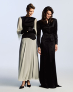 ПЛАТЬЕ ИЗ ШЕЛКА И ШИФОНА С ШИРОКИМИ РУКАВАМИ