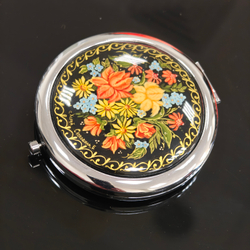 Сувенирное зеркальце с ручной росписью "Букет"
