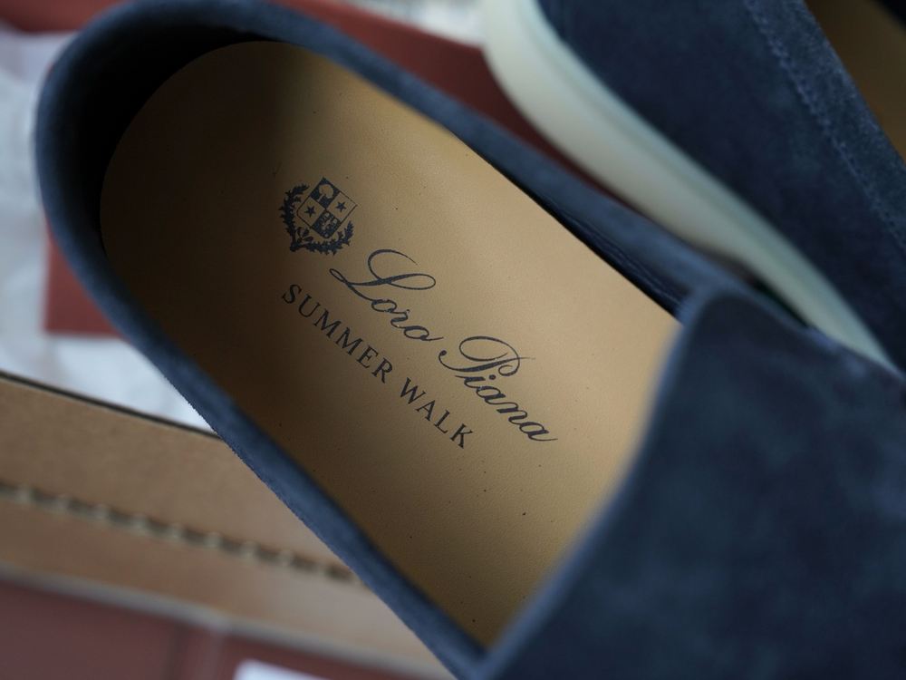 Классические замшевые мокасины