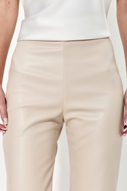 Брюки клеш из экокожи серо-бежевого цвета