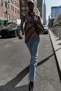 ZARA ТОП ХАЛТЕР С АСИММЕТРИЧНЫМ ПРИНТОМ, РАЗНОЦВЕТНЫЙ