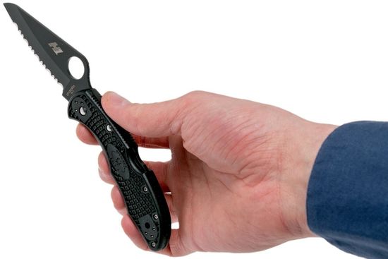 Складной нож Spyderco Salt 1 88SBBK c клинком из стали H1, рукоять FRN