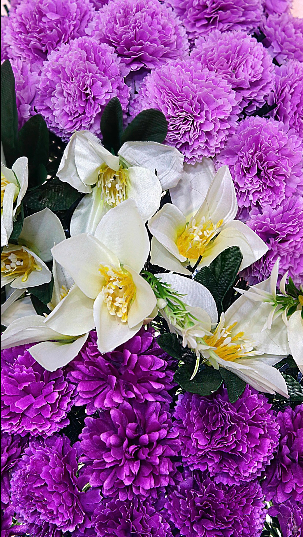 венок ритуальный 65 см высотой на ножках