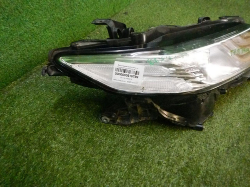 Битая Фара правая Toyota Camry xv70 (2017-2021) LED