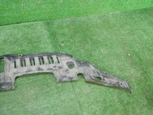 Кожух замка капота Toyota Camry 7 XV50 (2014-2018)