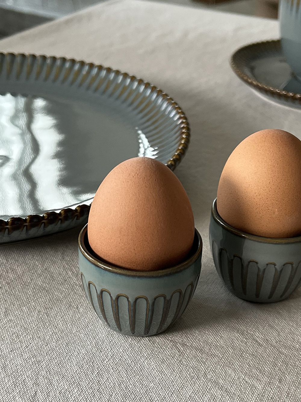 Набор из двух подставок для яиц темно-серого цвета из коллекции Kitchen spirit