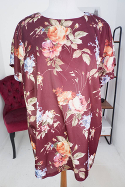 Блузка для стильного образа, визуально на 56 размер