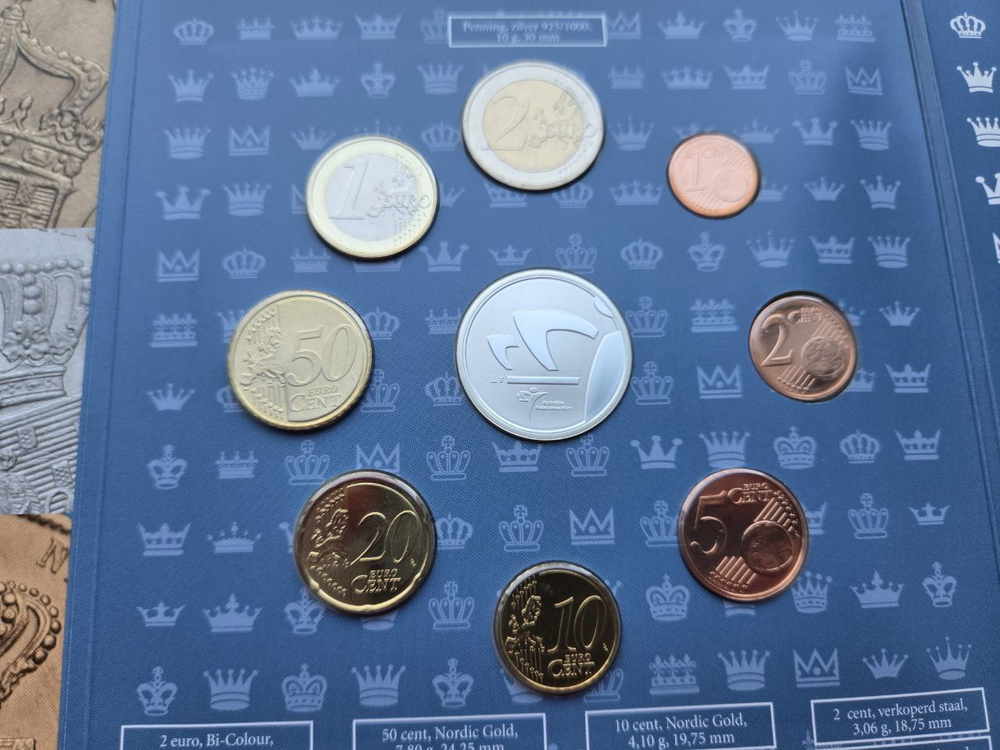 Netherlands 2007 BU Theme Set – 200 Years of the "Koninklijk" Title