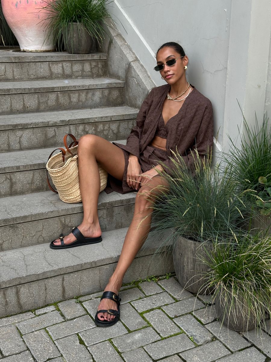 Костюм из шитья кимоно и шорты шоколадный