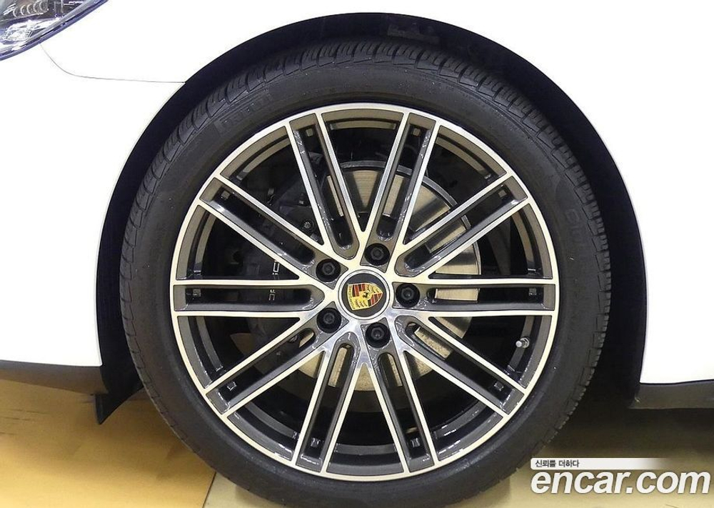 Porsche Panamera (971) 2.9 AWD Executive (03.2022)