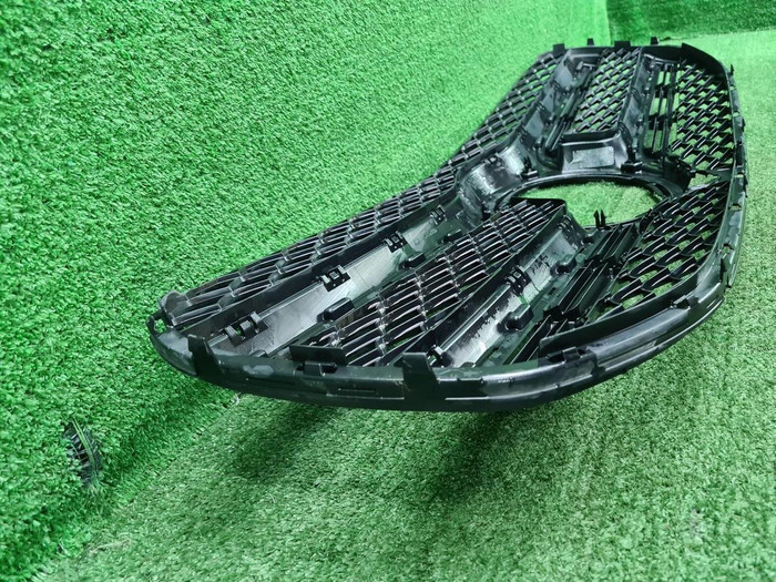 Решетка радиатора Mercedes GLS x167 (19-23) AMG 63