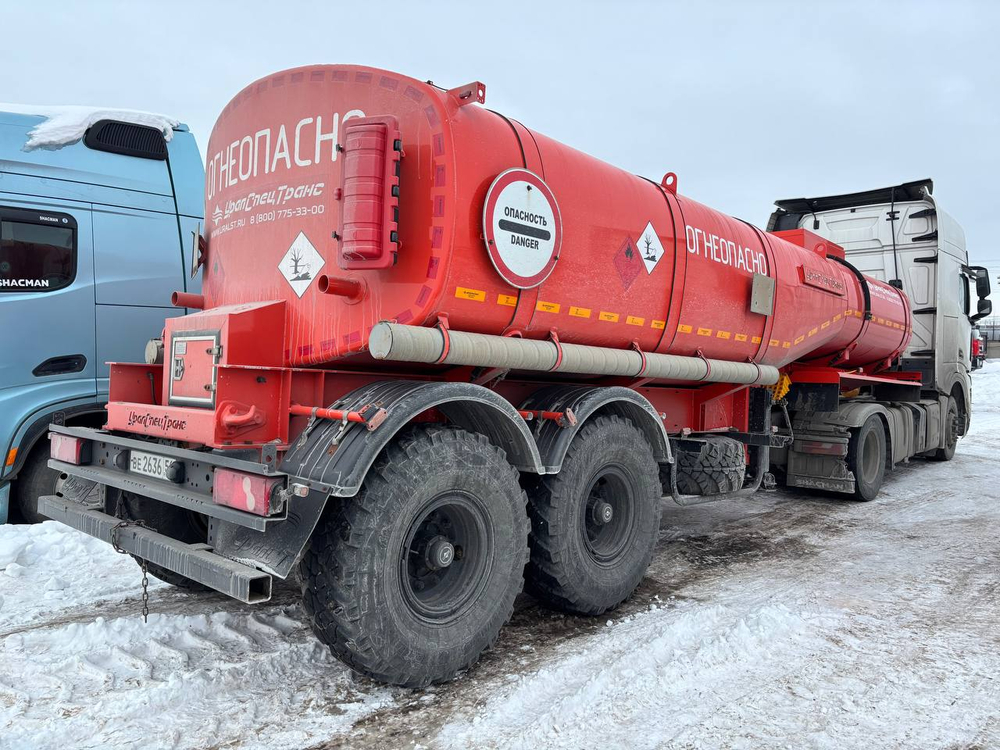 УралСпецТранс 9465* Полуприцеп цистерна 94652L-A1-02