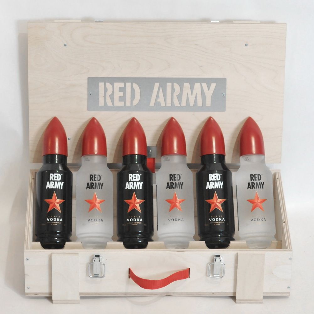 Водка Red Army в подарочном деревянном ящике 6 бутылок по 0,5 л